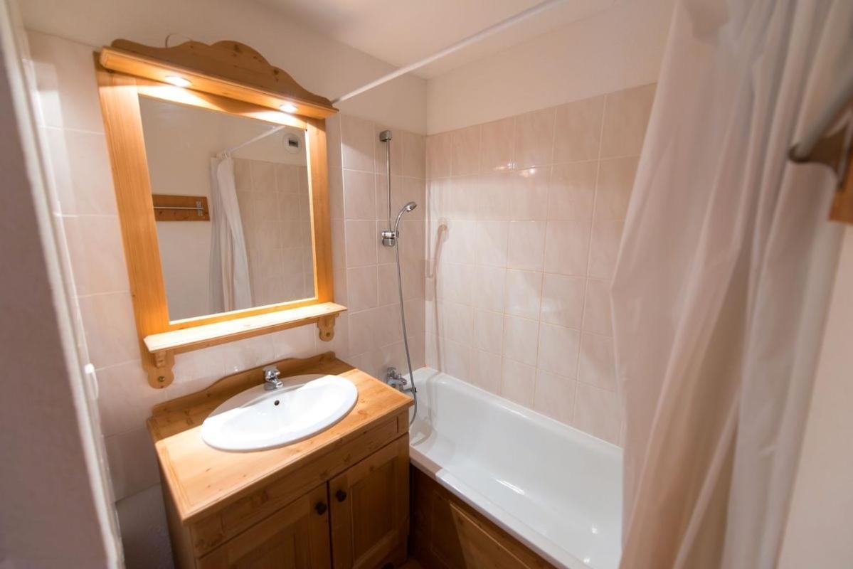 פוי-סן-ונסן Les Petits Eterlous Appartement T3 36M2 A Puy St Vincent 1800 Alpes Du Sud 6 Personnes Parking Prive Couvert מראה חיצוני תמונה